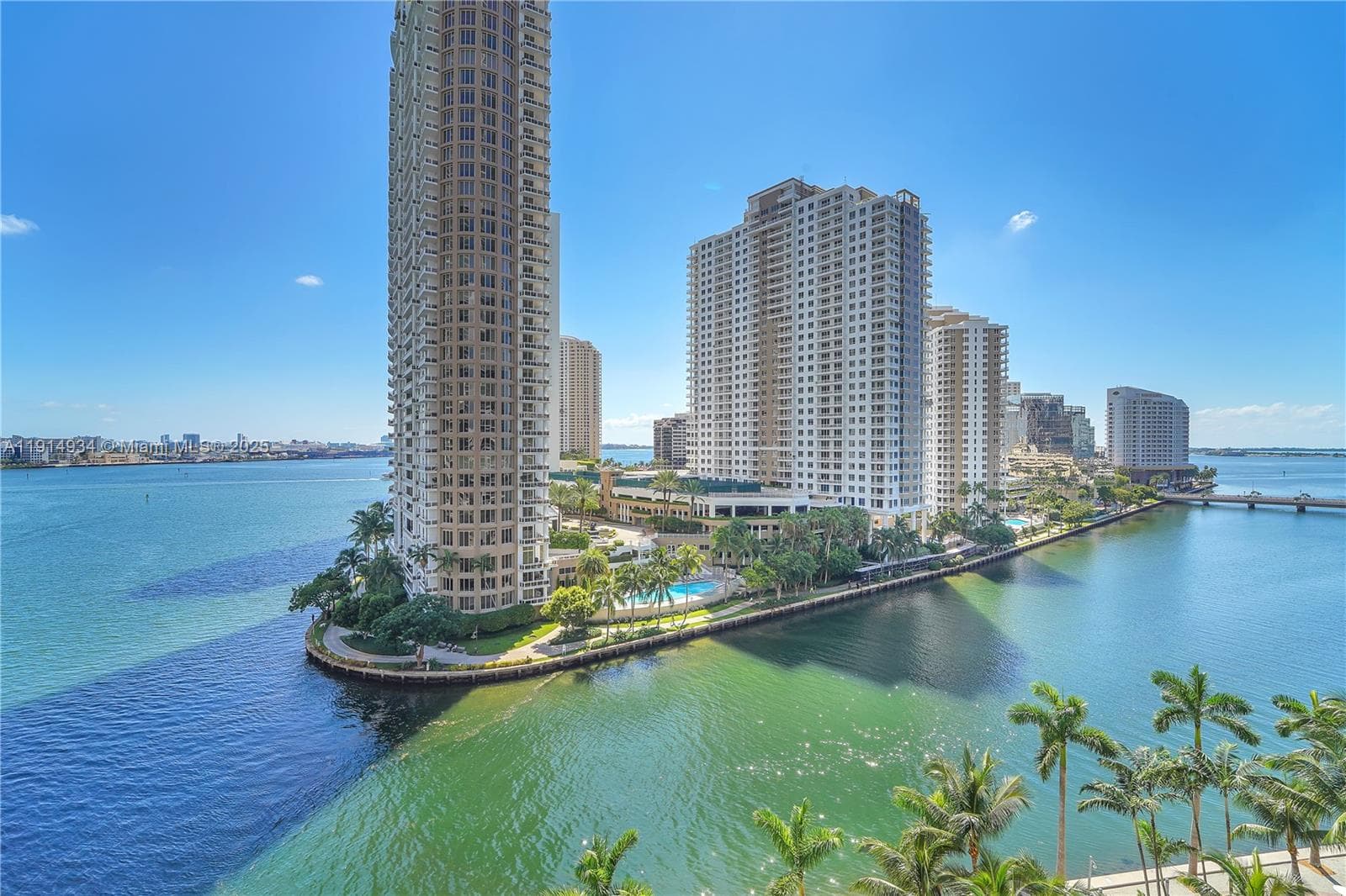 465 Brickell Ave # 1001, Miami FL 33131 — 18