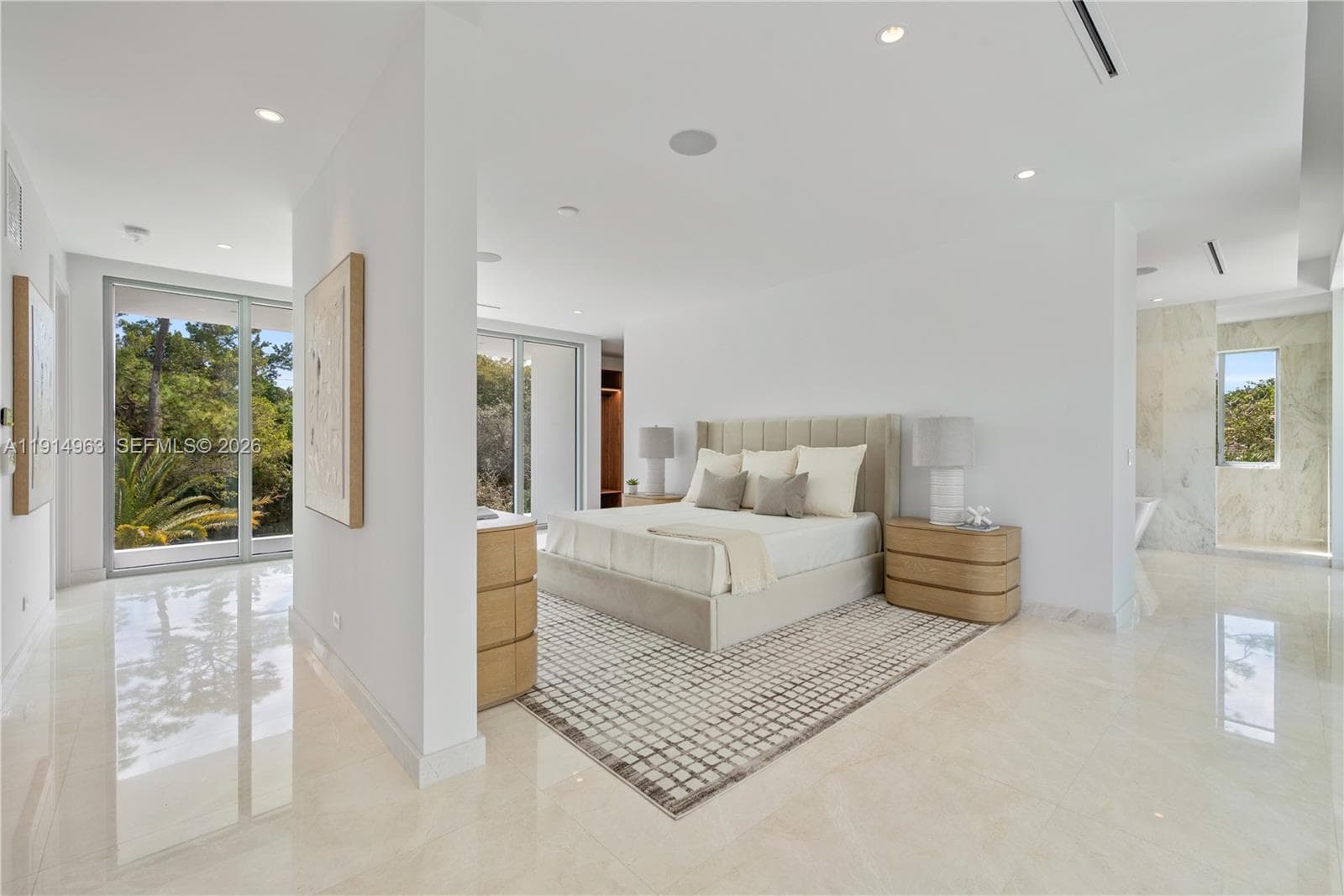6720 SW 98th St, Pinecrest FL 33156 — 32
