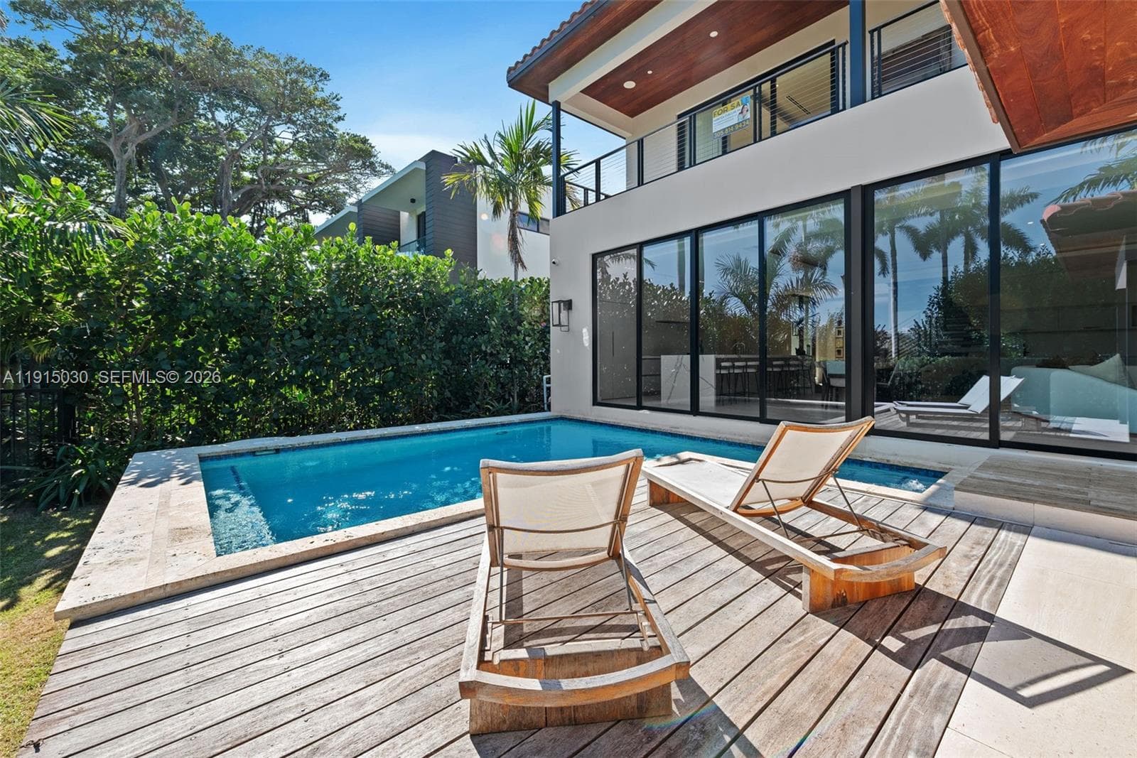 5831 Alton Rd, Miami Beach FL 33140 — 17