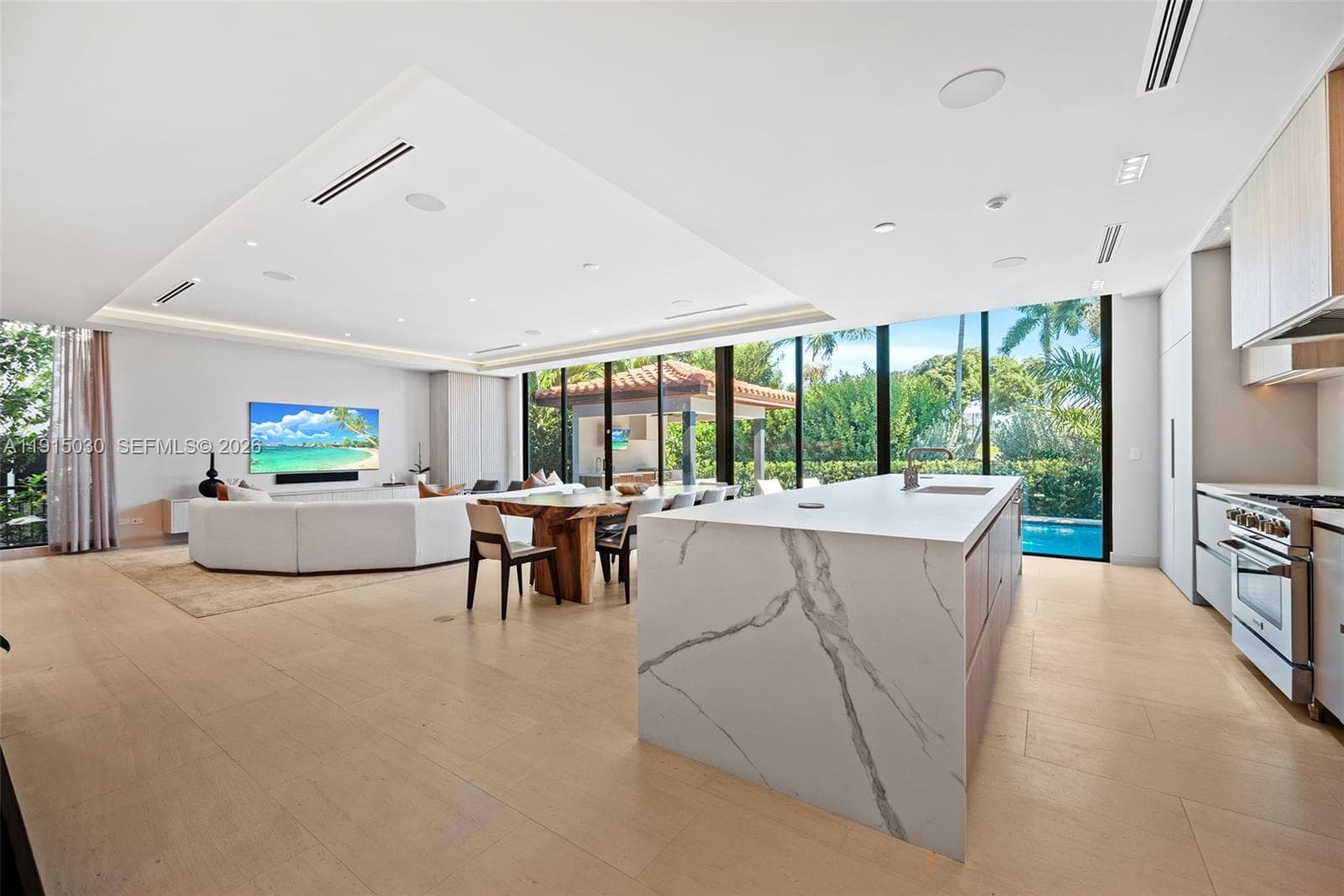 5831 Alton Rd, Miami Beach FL 33140 — 12