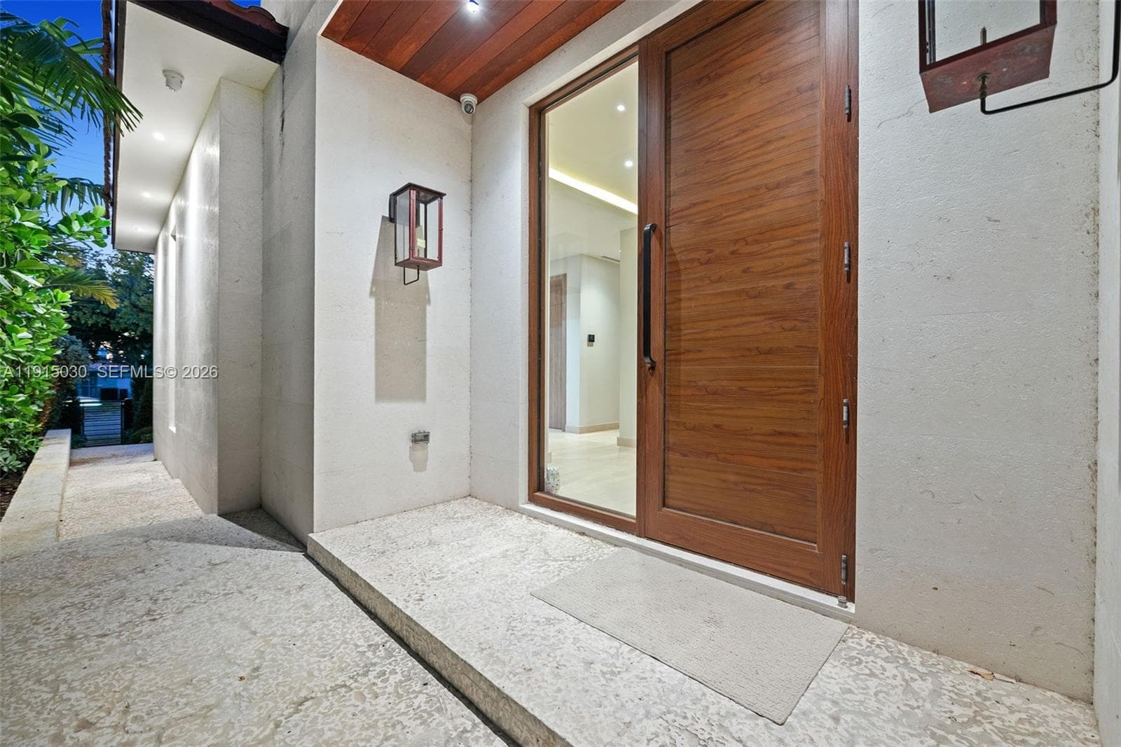 5831 Alton Rd, Miami Beach FL 33140 — 26