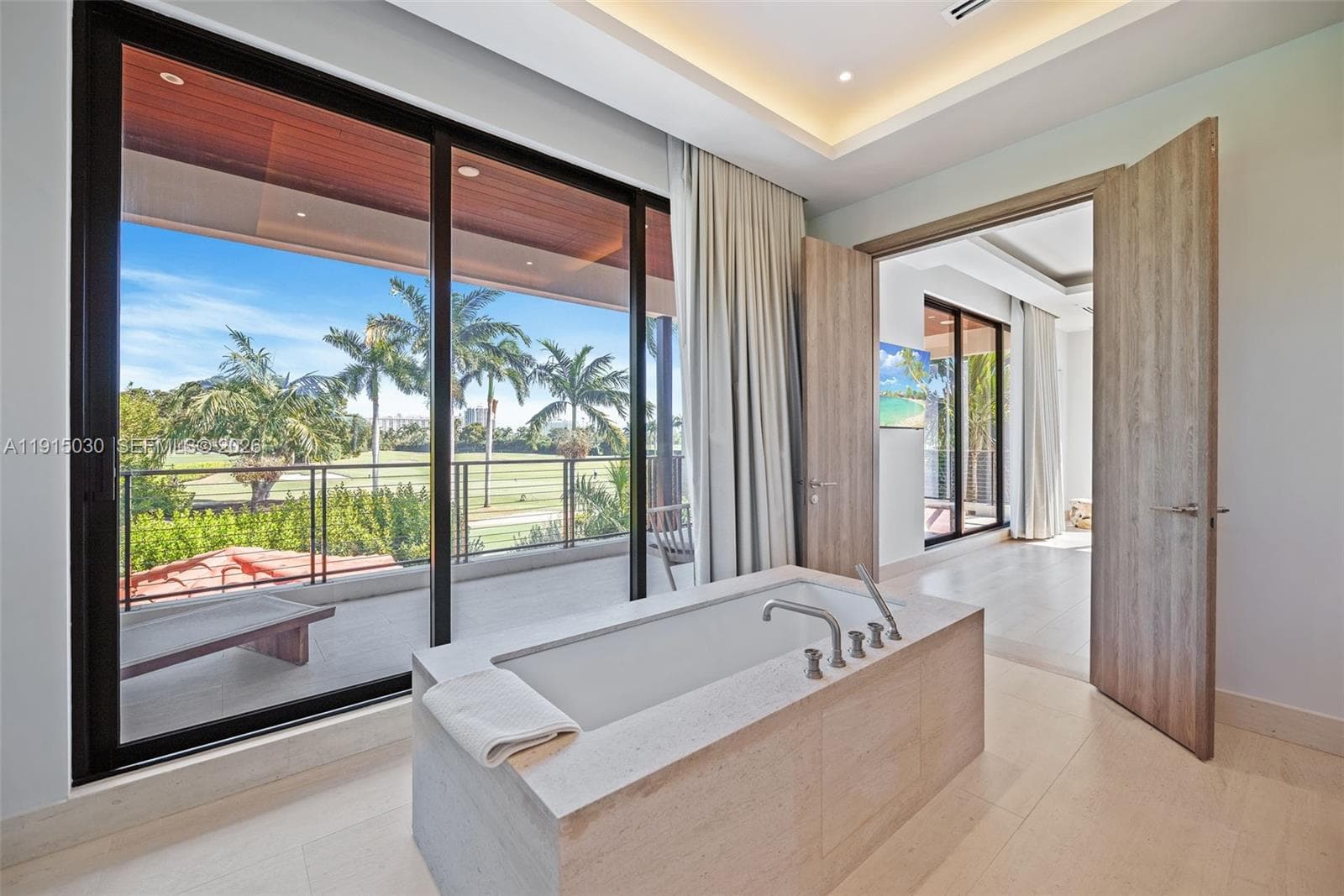 5831 Alton Rd, Miami Beach FL 33140 — 40