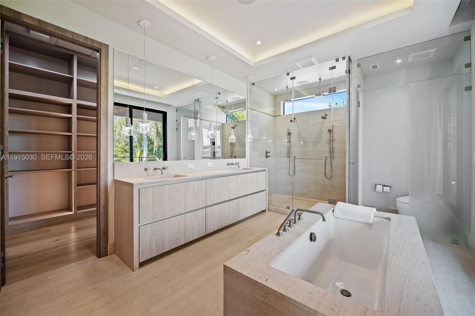 5831 Alton Rd, Miami Beach FL 33140 — 39