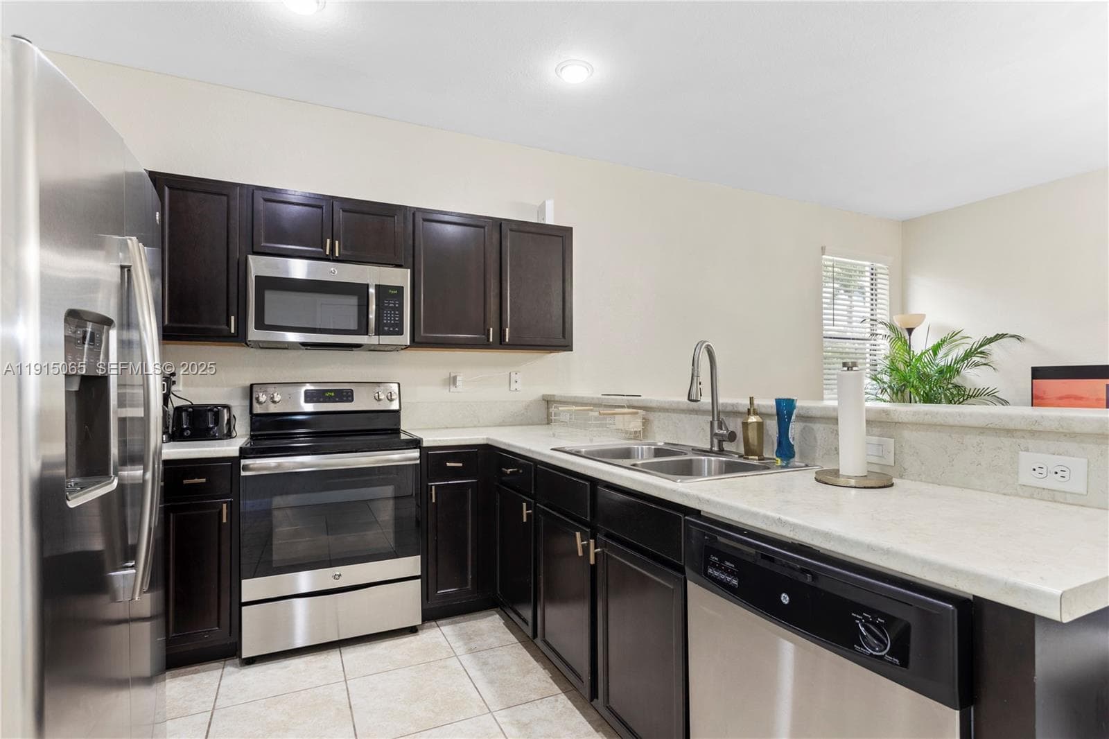 3209 SE 4th Ct, Homestead FL 33033 — 9