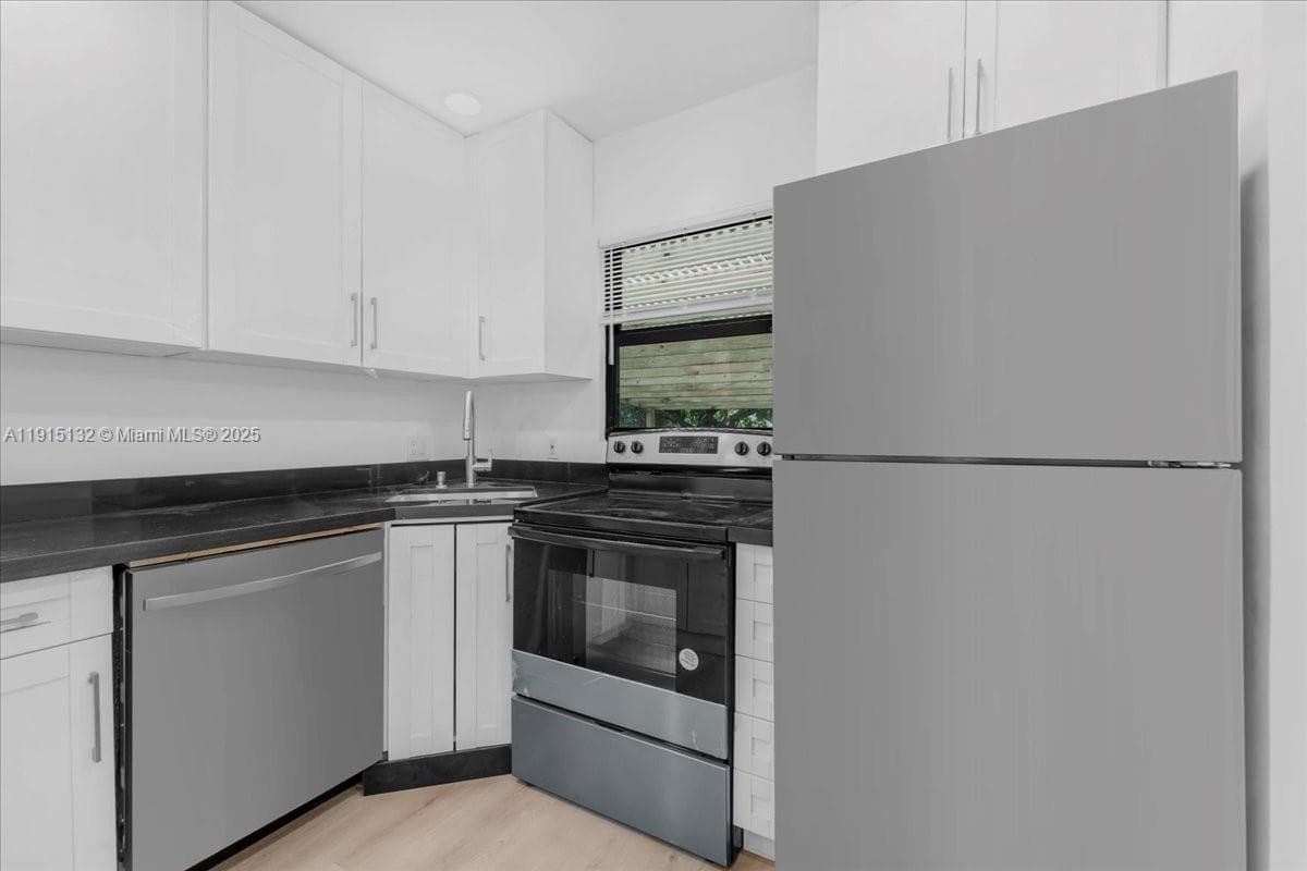 5220 SW 6 ST, Miami FL 33134 — 12