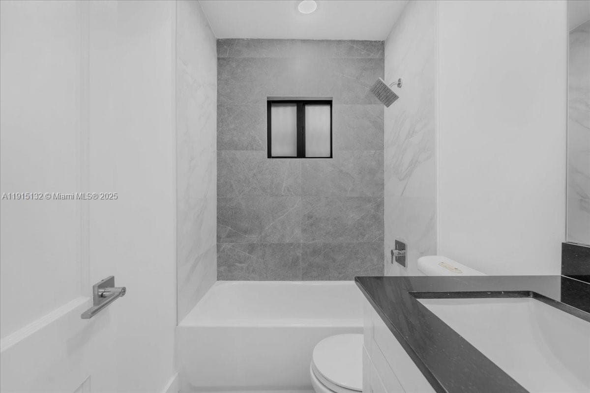 5220 SW 6 ST, Miami FL 33134 — 34
