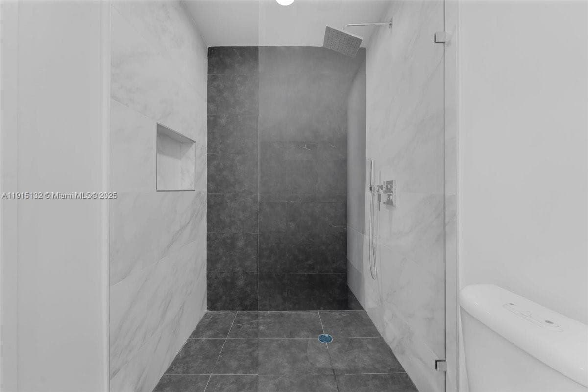 5220 SW 6 ST, Miami FL 33134 — 40