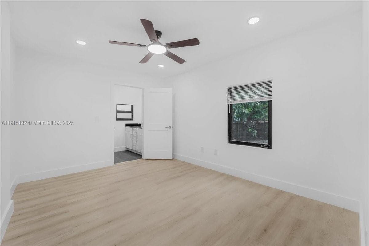 5220 SW 6 ST, Miami FL 33134 — 35