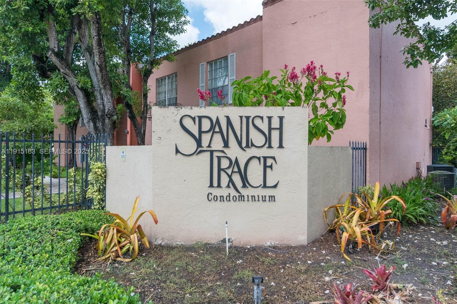 10748 N Kendall Dr # N22, Miami FL 33176 — 23