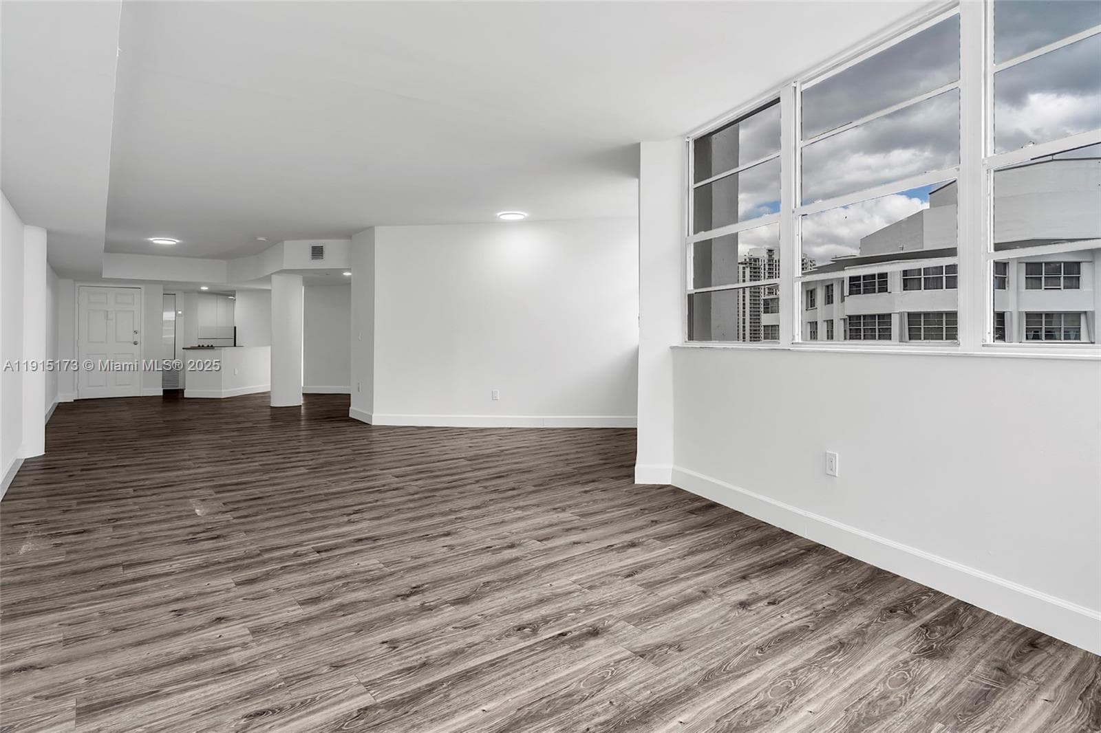 825 Brickell Bay Dr # 1942, Miami FL 33131 — 13