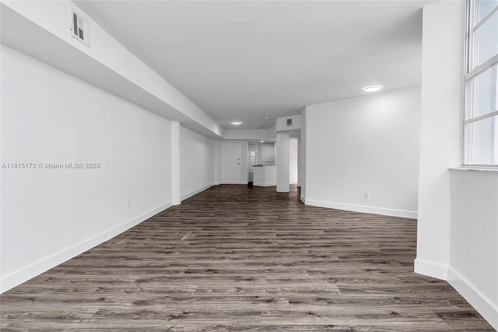 825 Brickell Bay Dr # 1942, Miami FL 33131 — 12