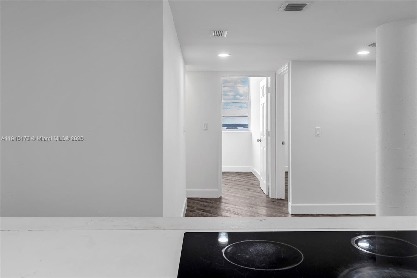 825 Brickell Bay Dr # 1942, Miami FL 33131 — 11