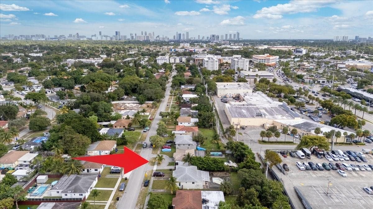 640 NE 168th St, North Miami Beach FL 33162 — 67