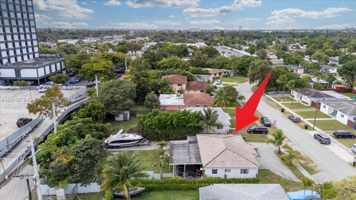 640 NE 168th St, North Miami Beach FL 33162 — 63