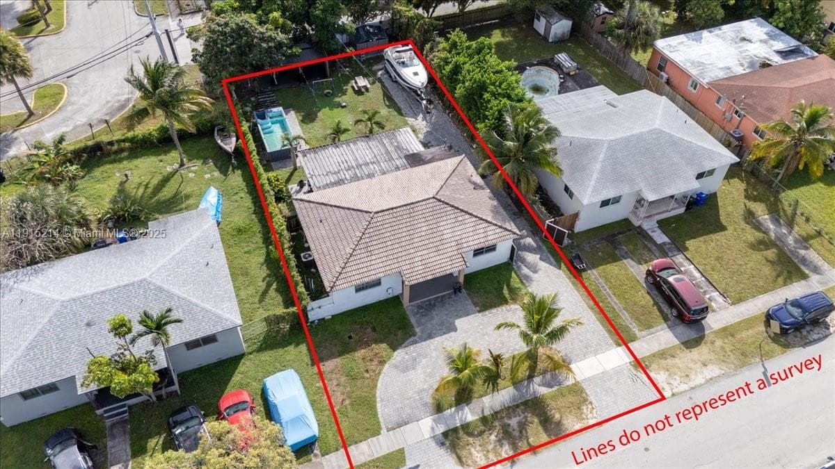 640 NE 168th St, North Miami Beach FL 33162 — 61