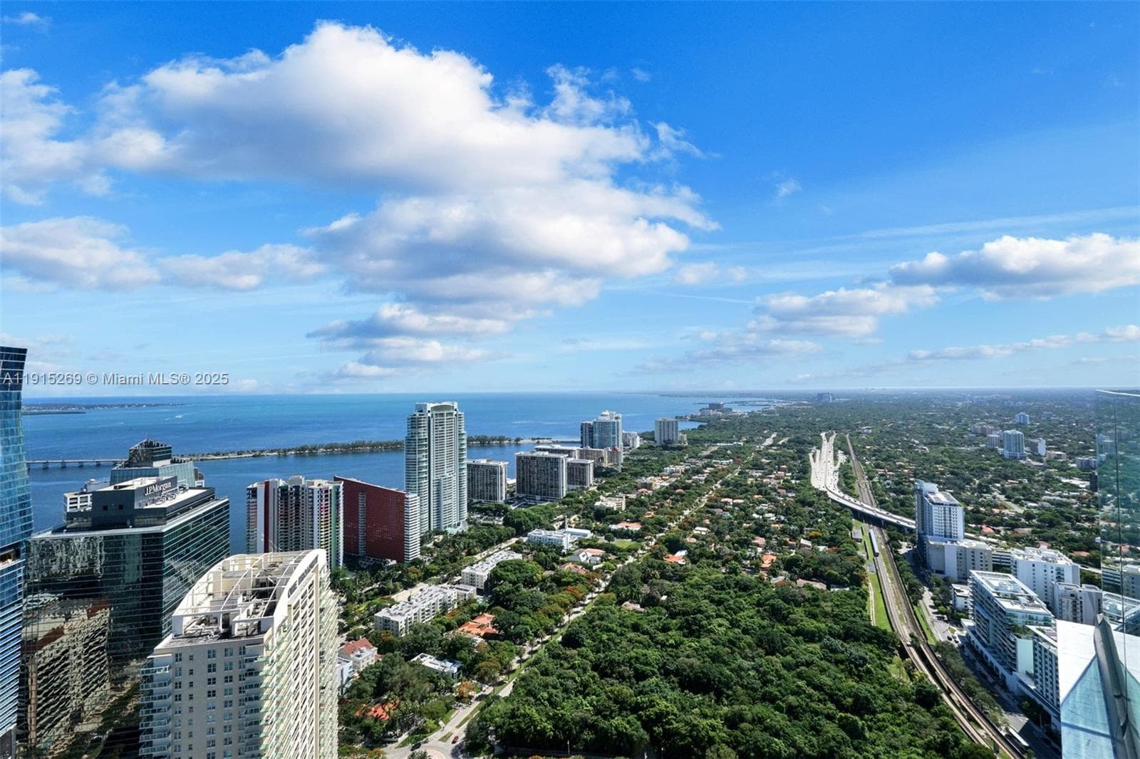 1300 S Miami Ave # 1407, Miami FL 33130 — 23