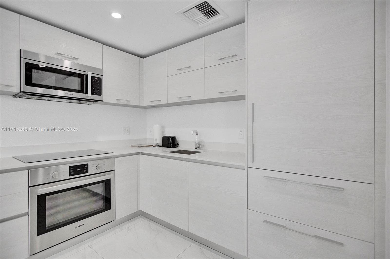 1300 S Miami Ave # 1407, Miami FL 33130 — 5