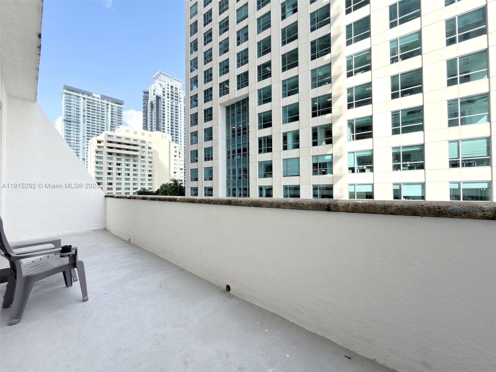 1200 Brickell Bay Dr # 1406, Miami FL 33131 — 16
