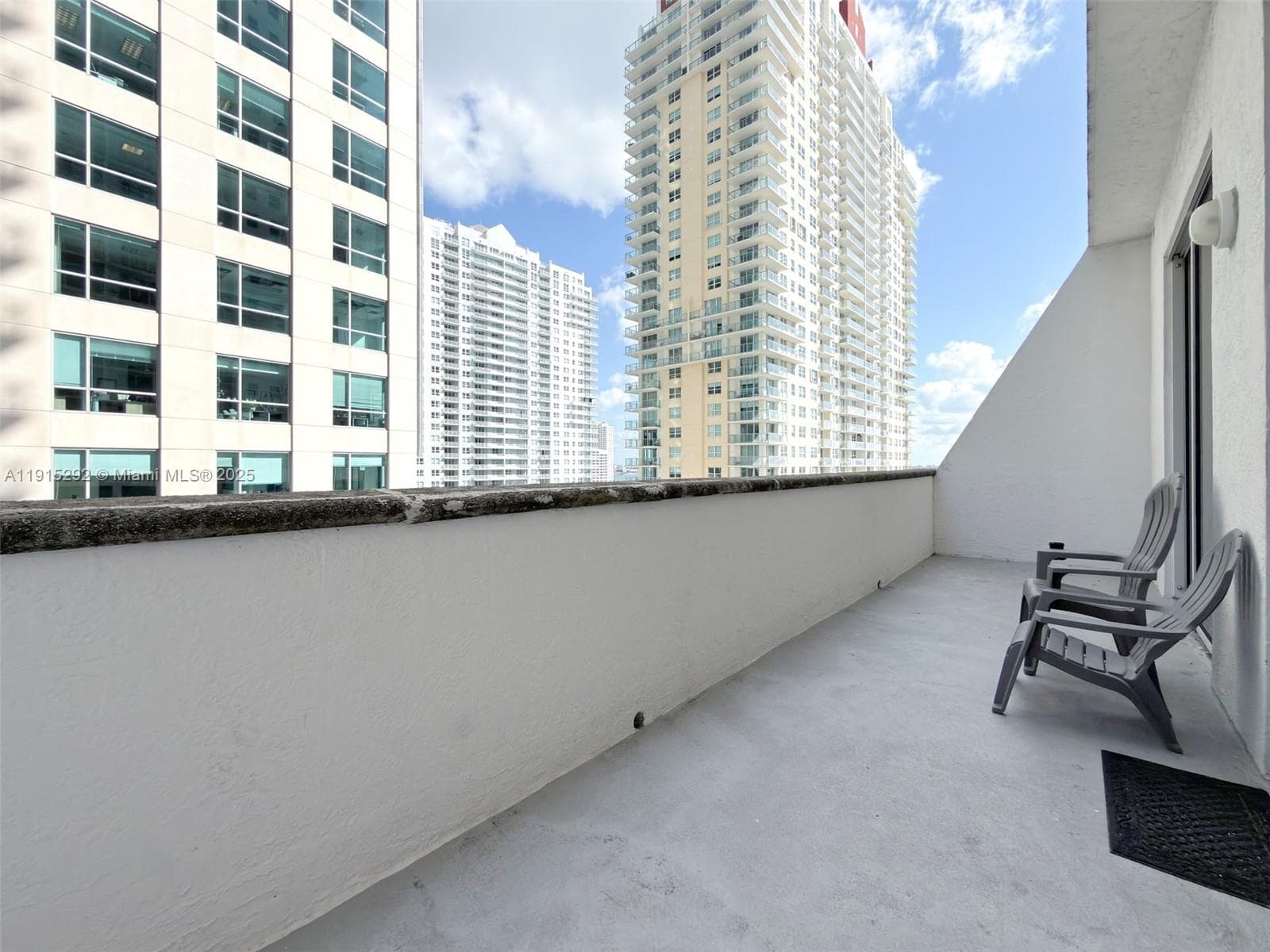 1200 Brickell Bay Dr # 1406, Miami FL 33131 — 15