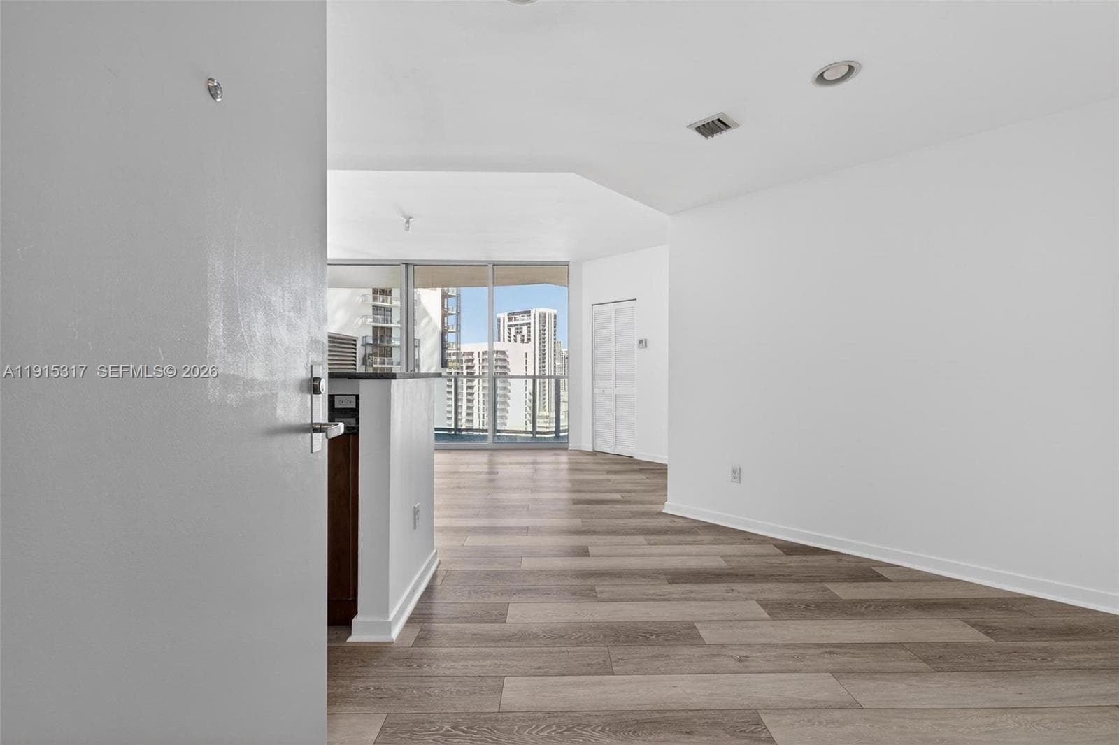 300 S Biscayne Blvd # 2407, Miami FL 33131 — 8