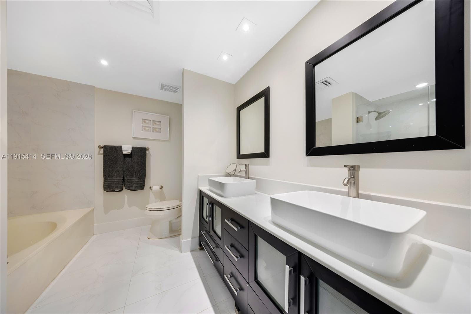3610 Yacht Club Dr # 1409, Aventura FL 33180 — 19