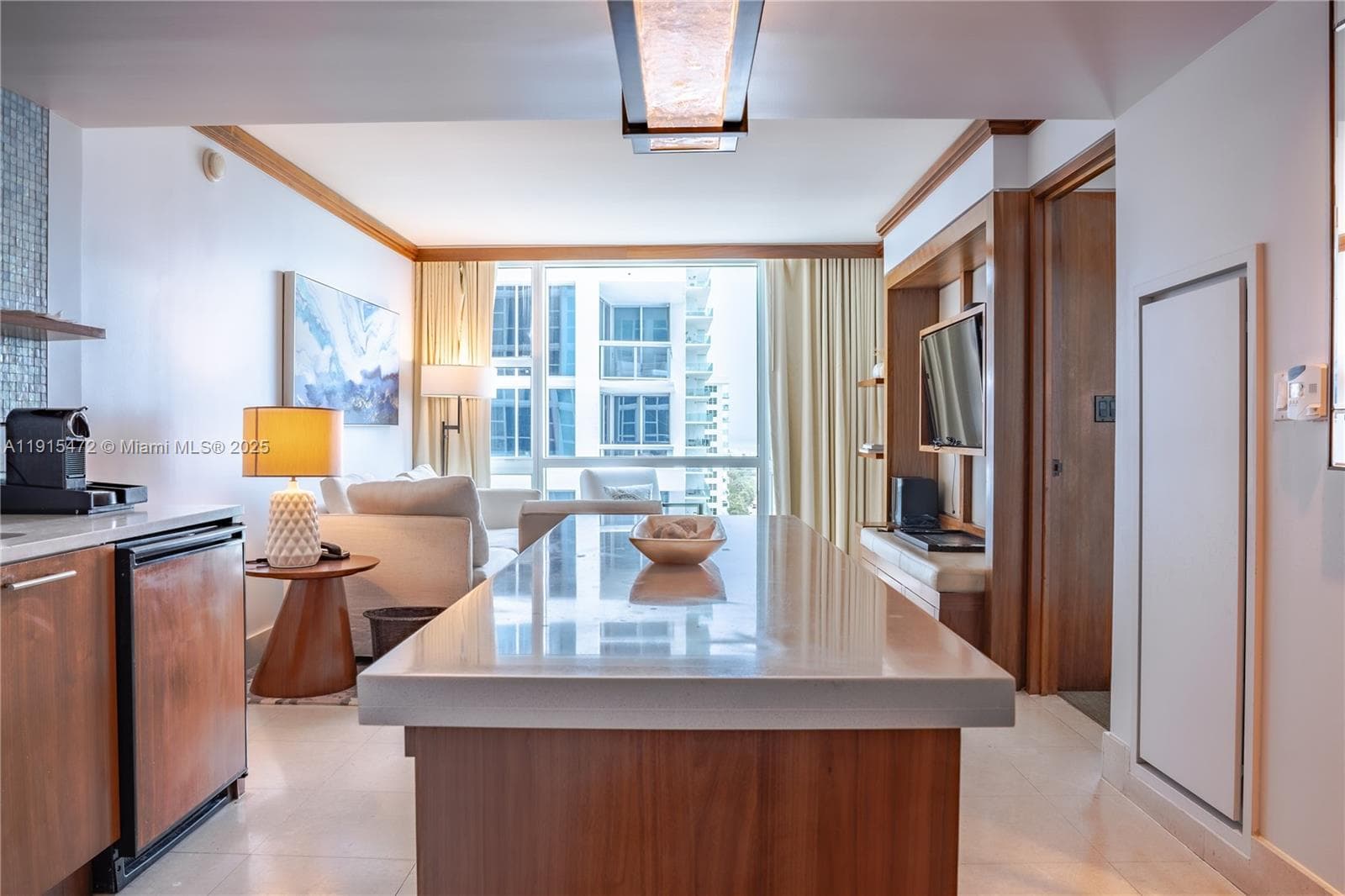 6801 Collins Ave # 1002, Miami Beach FL 33141 — 11