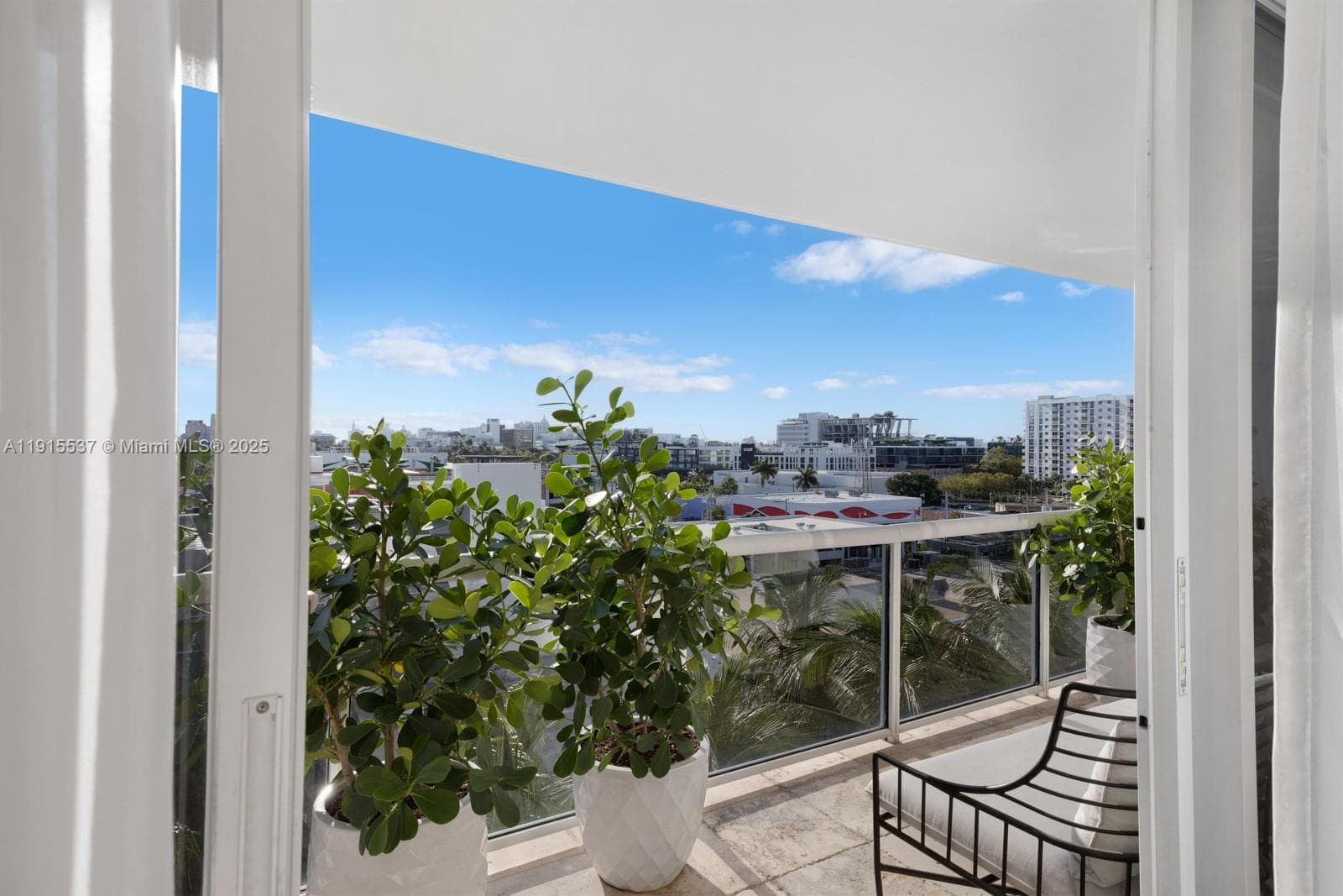 1800 Sunset Harbour Dr # 803, Miami Beach FL 33139 — 17