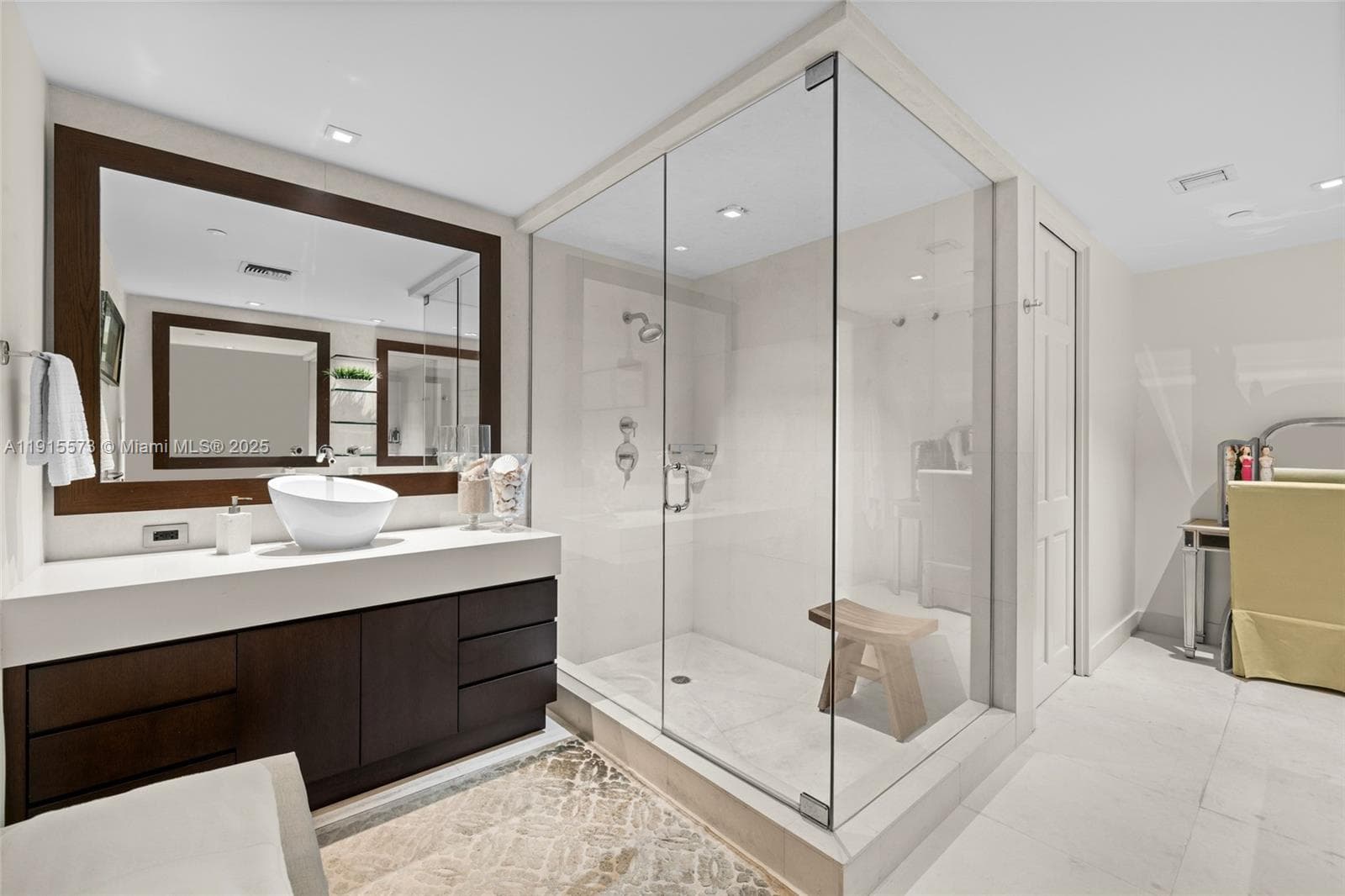4924 Fisher Island Dr # 4924, Miami Beach FL 33109 — 38
