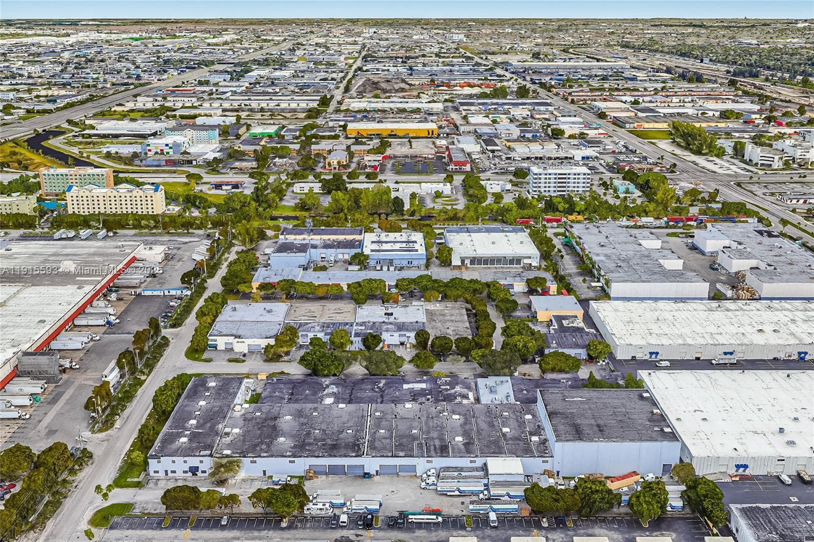 3353 NW 74th Ave, Miami FL 33122 — 2