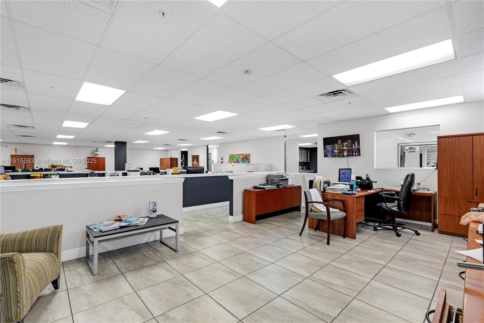 3353 NW 74th Ave, Miami FL 33122 — 24