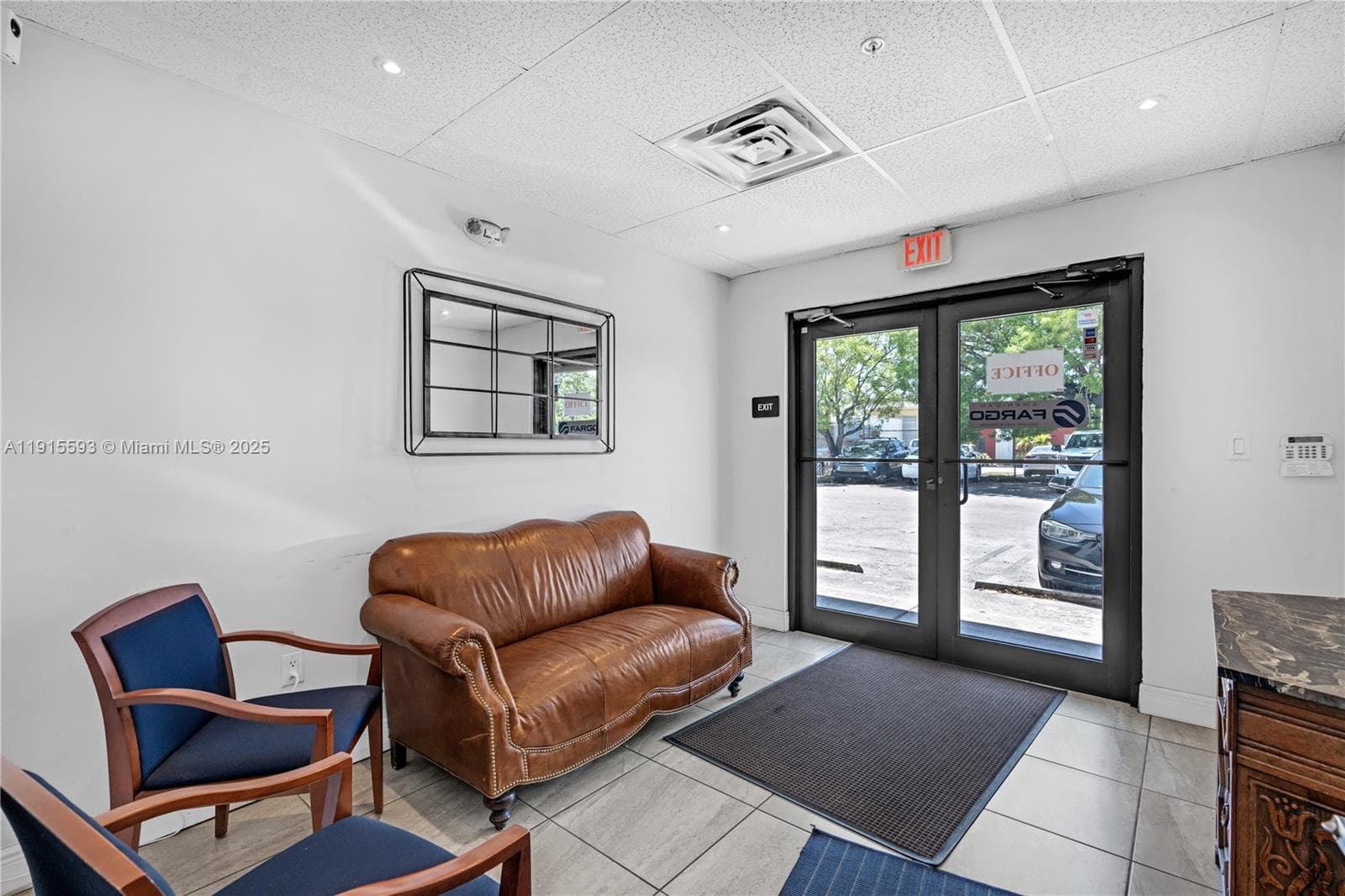 3353 NW 74th Ave, Miami FL 33122 — 18