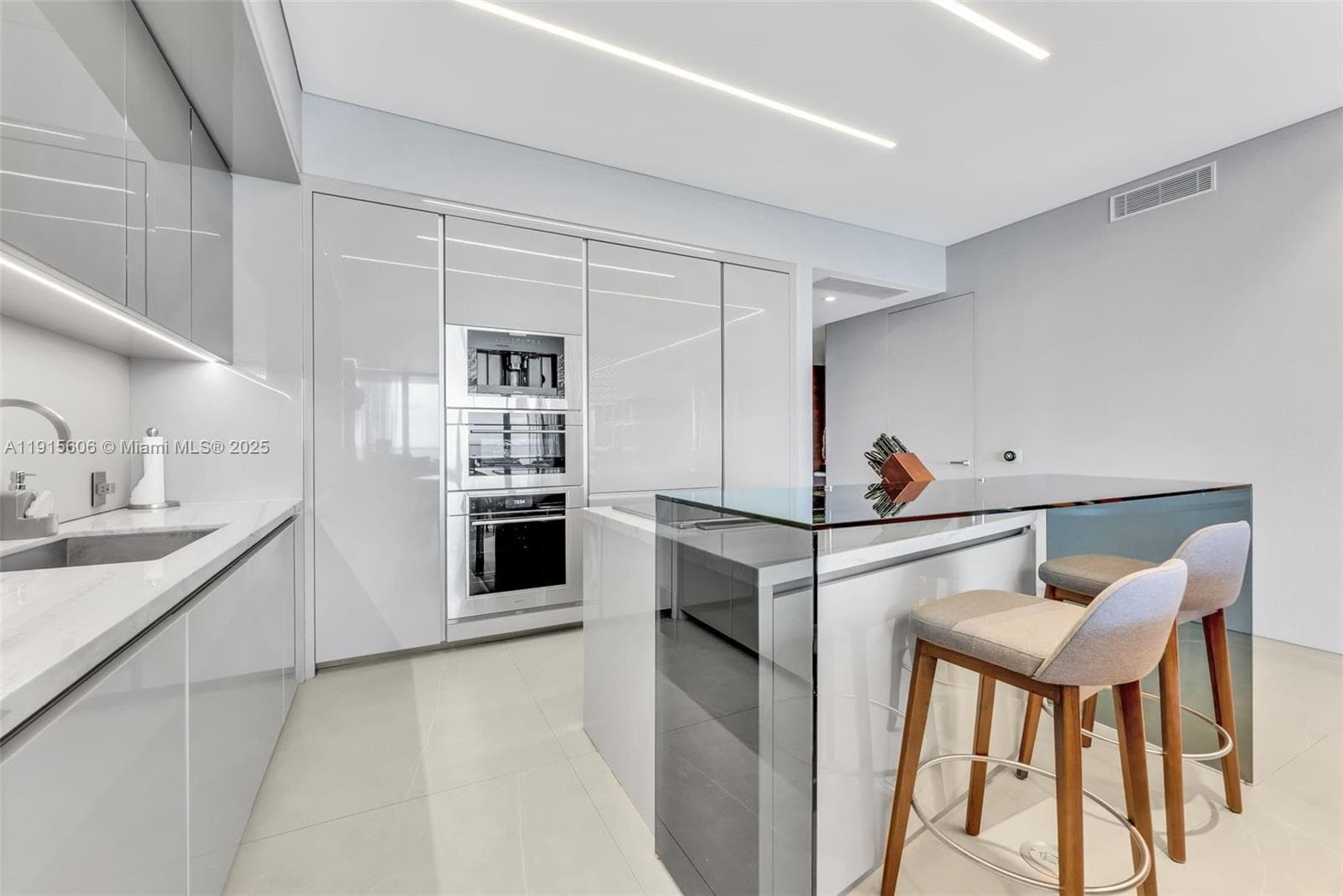 18975 Collins Ave # 1002, Sunny Isles Beach FL 33160 — 12
