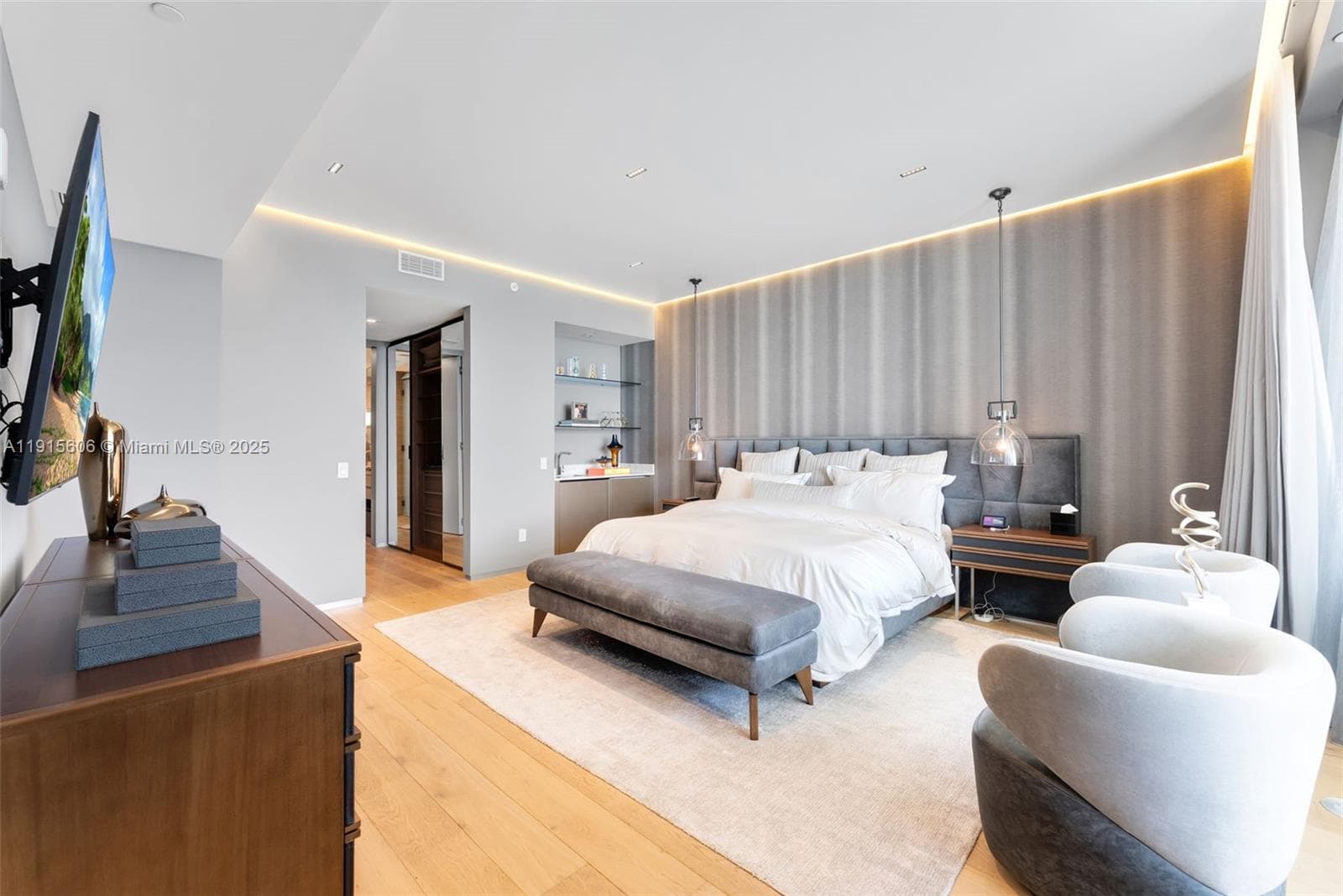 18975 Collins Ave # 1002, Sunny Isles Beach FL 33160 — 14