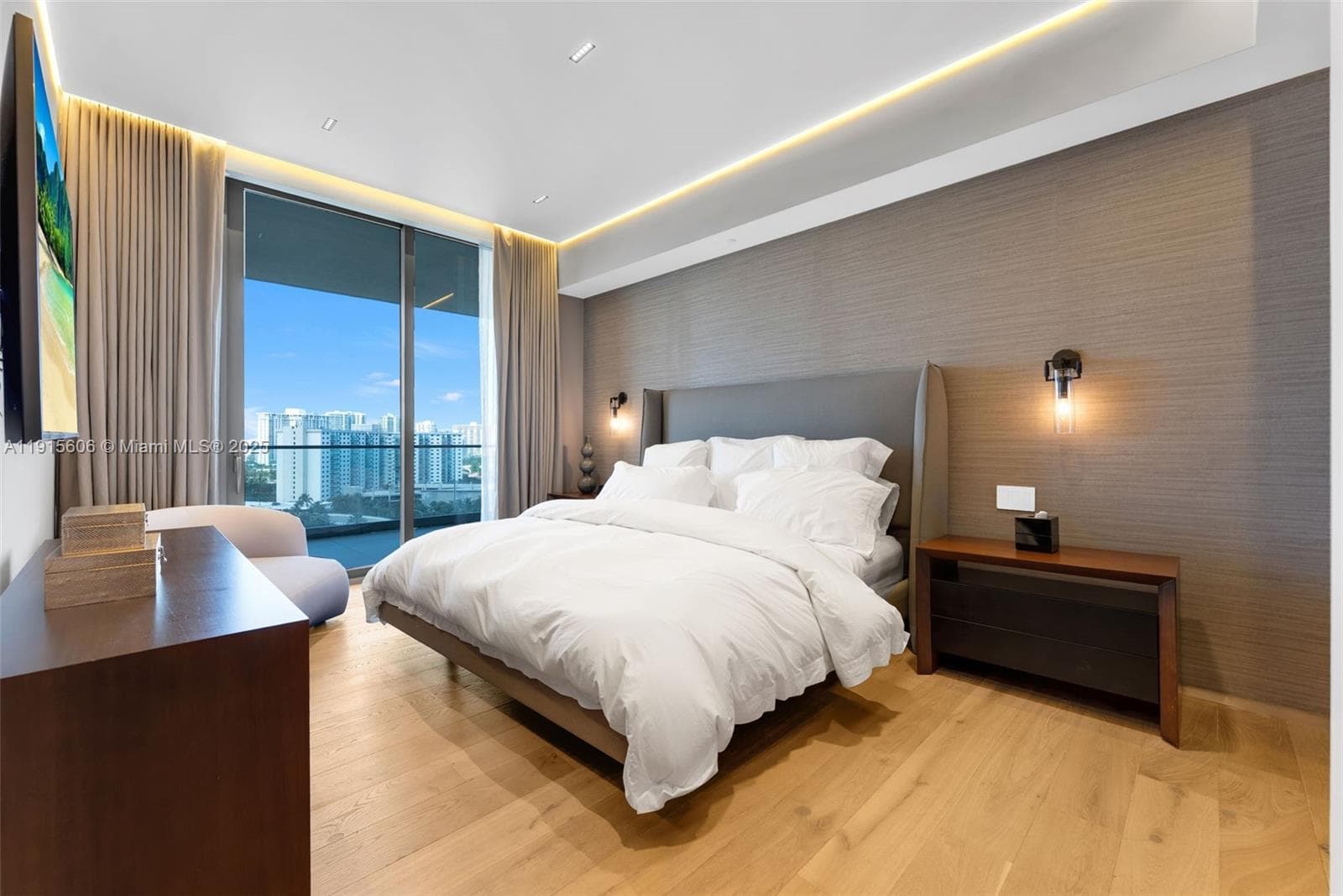 18975 Collins Ave # 1002, Sunny Isles Beach FL 33160 — 19