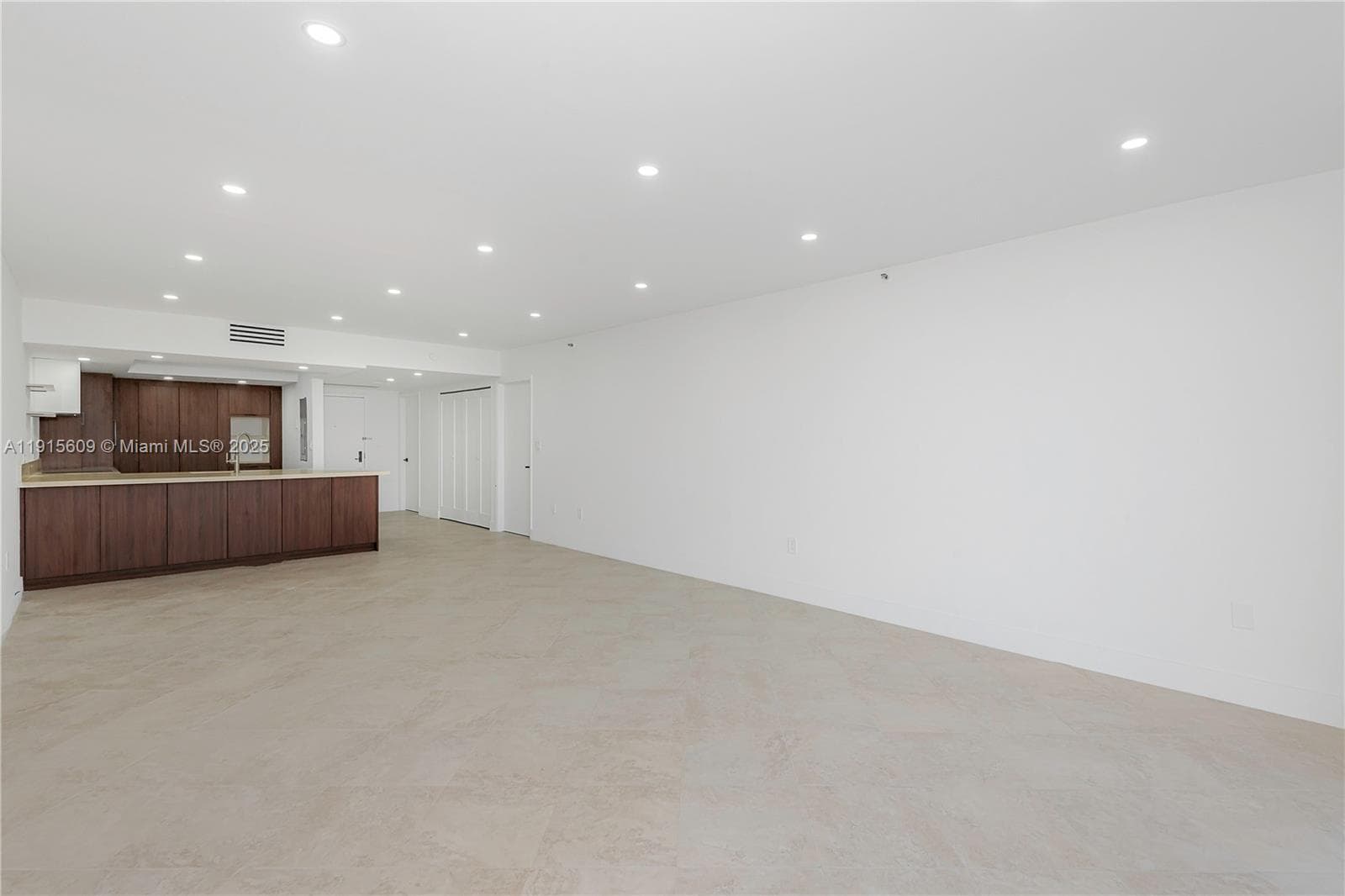 8855 Collins Ave # 6E, Surfside FL 33154 — 6