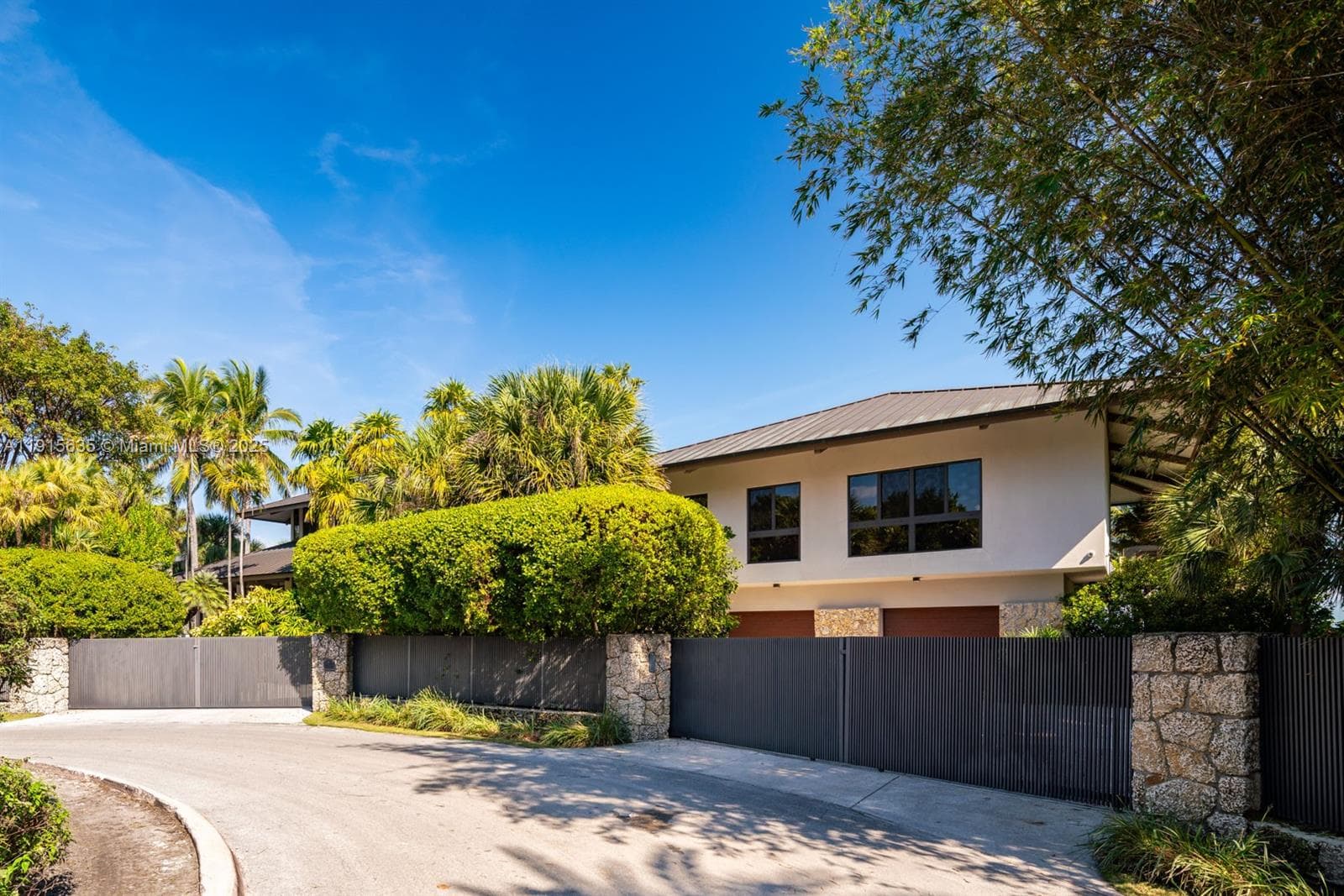 820 San Pedro Ave, Coral Gables FL 33156 — 11