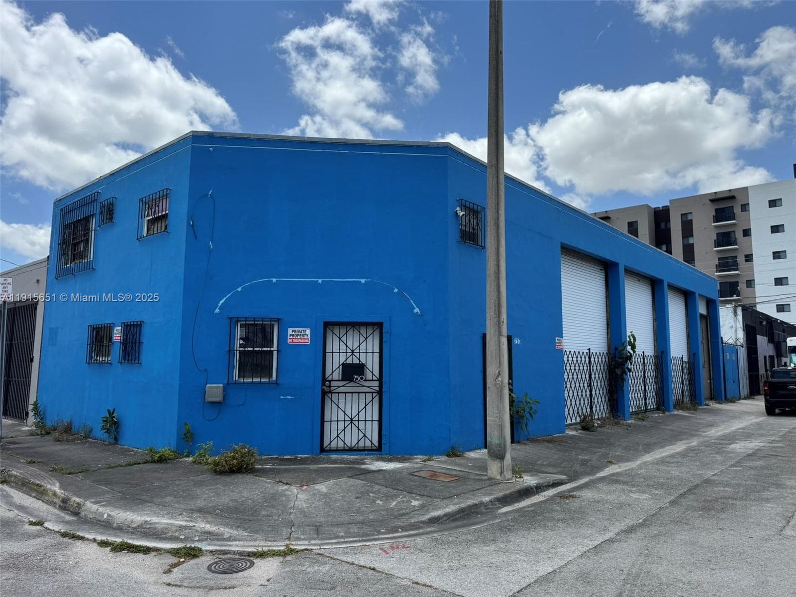 750 NW 24th St, Miami FL 33127 — 4