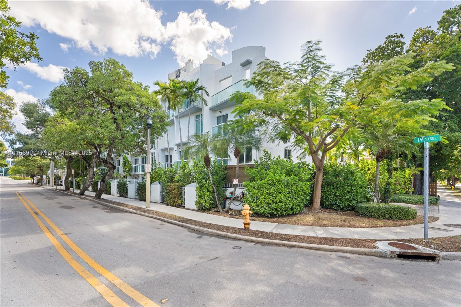 1853 Jefferson Ave # 6, Miami Beach FL 33139 — 1