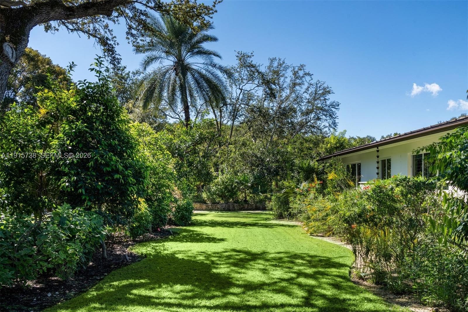 12050 Moss Ranch Rd, Pinecrest FL 33156 — 12