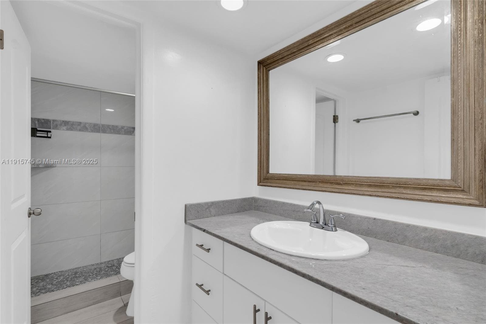 10400 SW 108 AVE # A413, Miami FL 33176 — 12