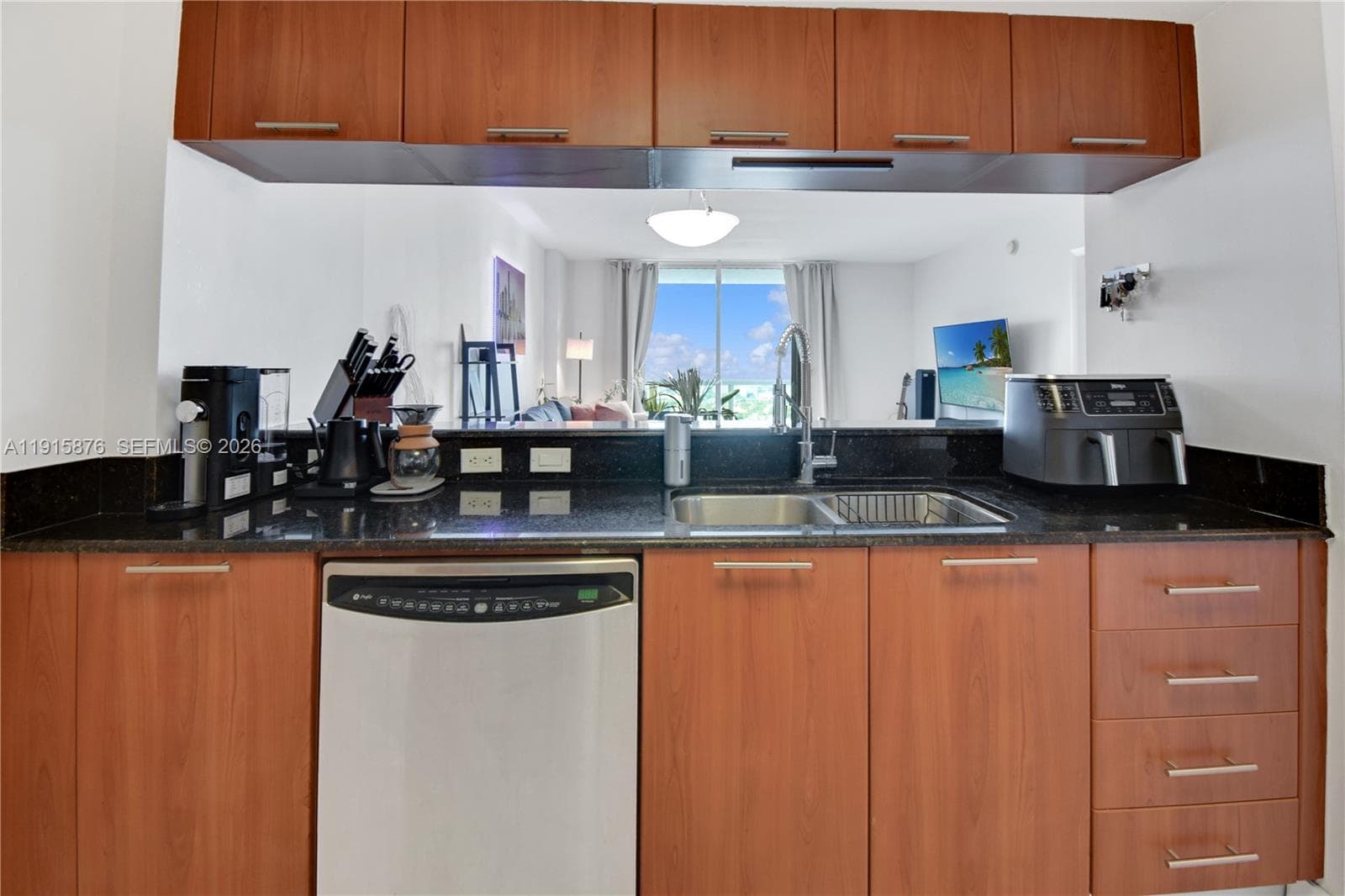 1800 N Bayshore Dr # 4106, Miami FL 33132 — 12