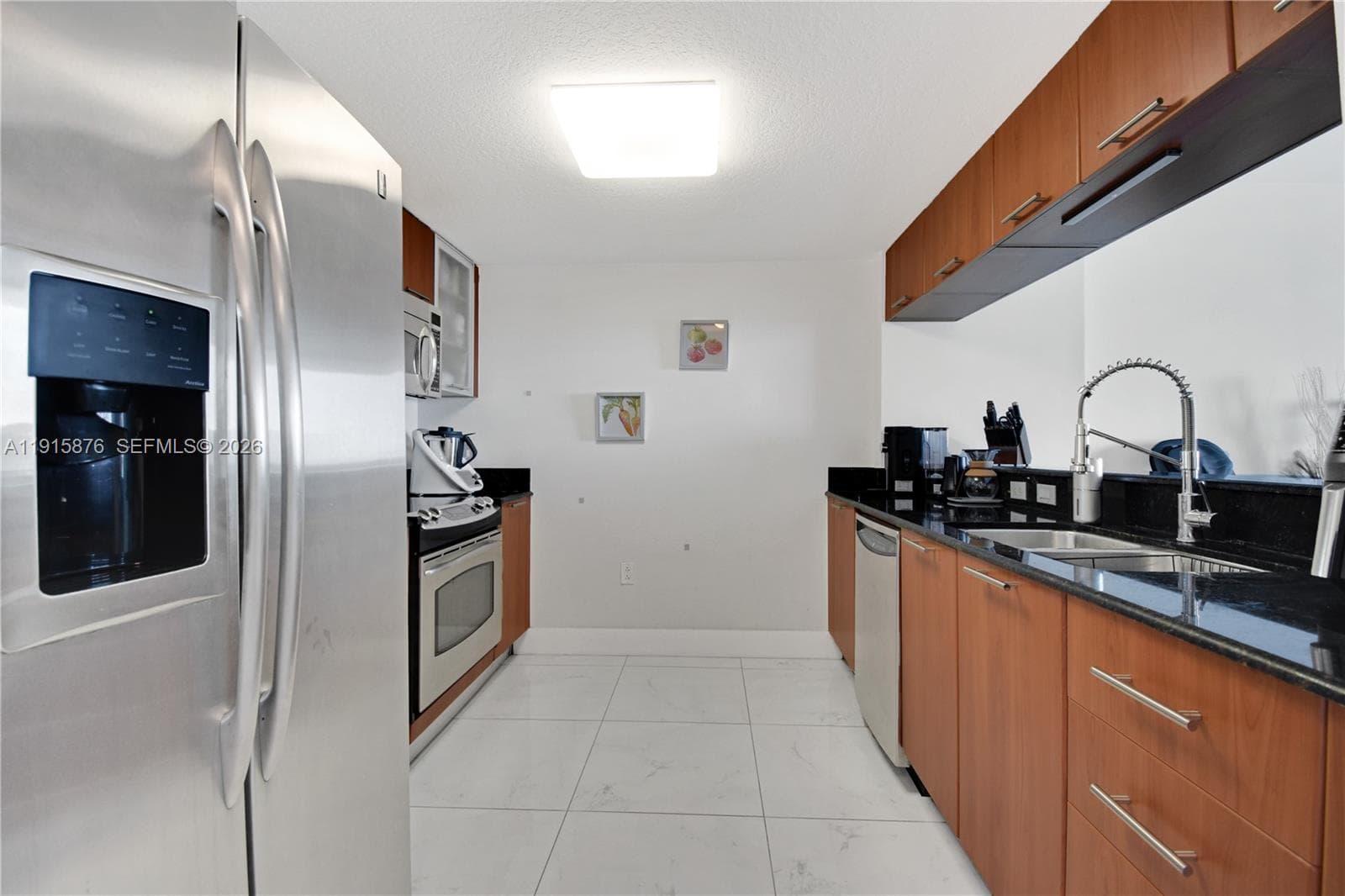 1800 N Bayshore Dr # 4106, Miami FL 33132 — 9