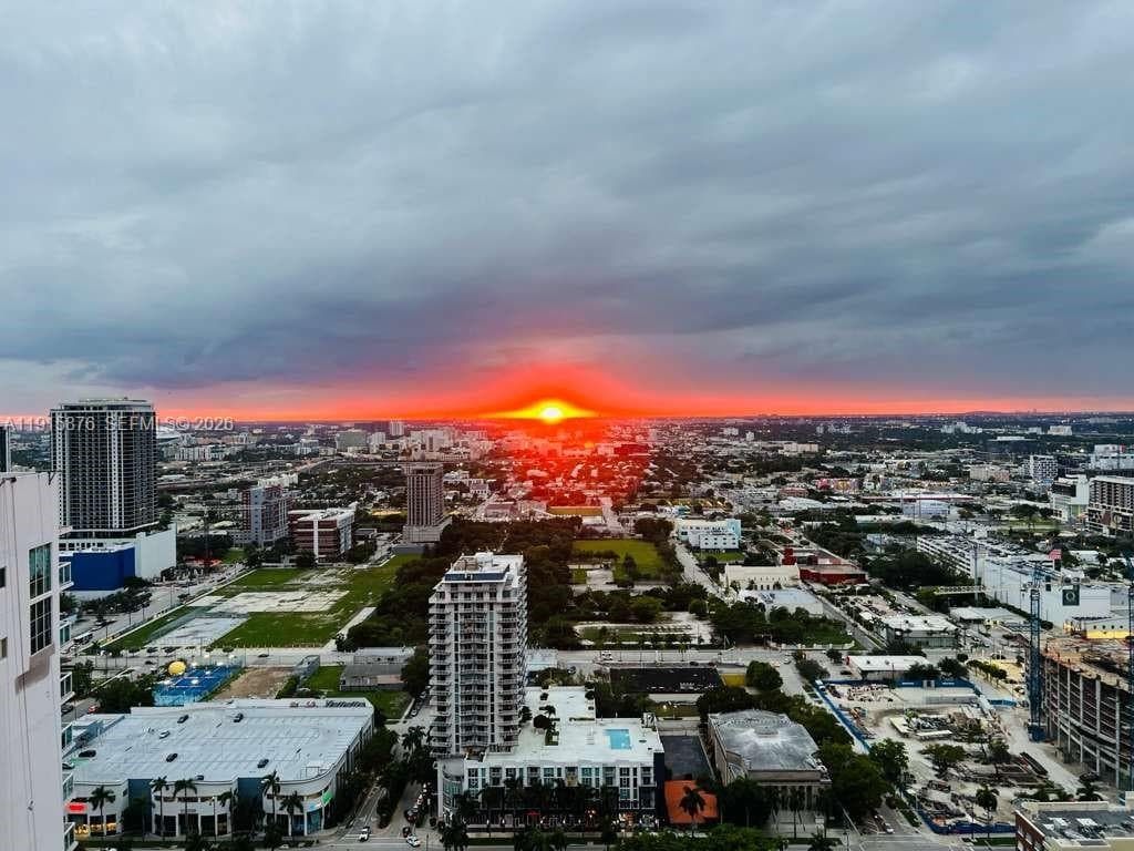 1800 N Bayshore Dr # 4106, Miami FL 33132 — 25