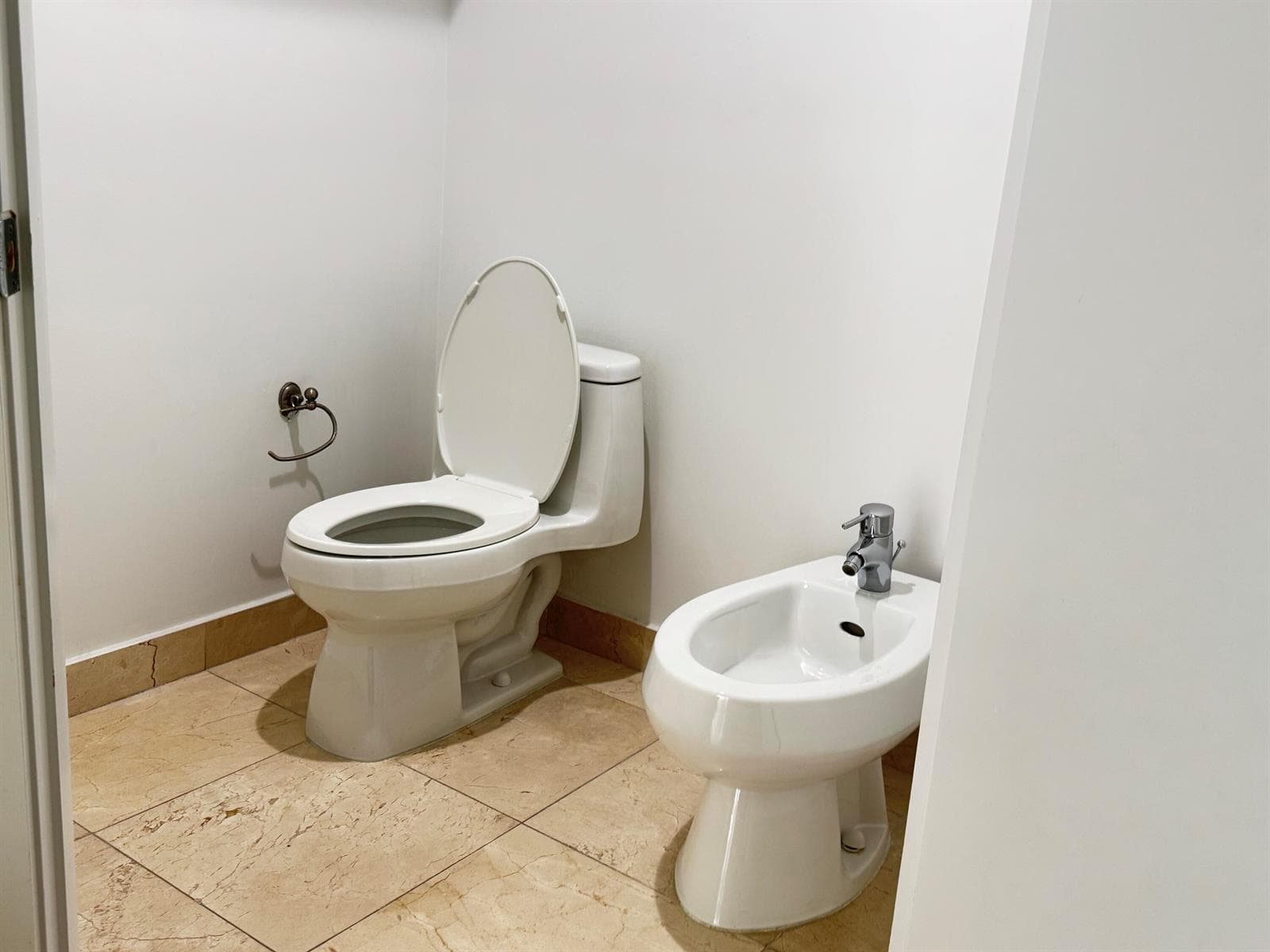 16275 Collins Avenue # 1004, Sunny Isles Beach FL 33160 — 18