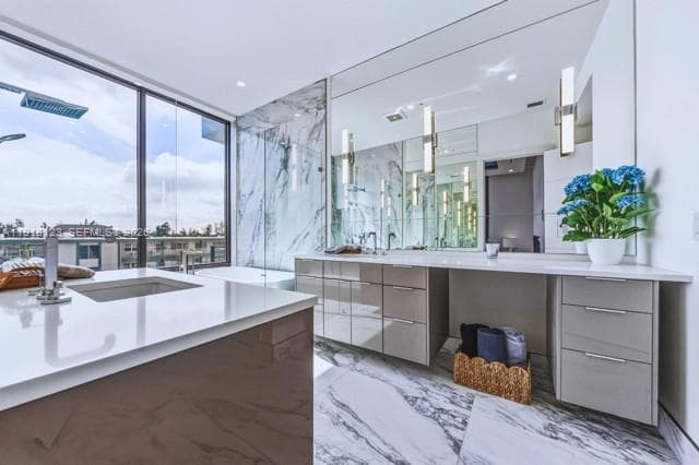 4098 NE 167 ST # 9, North Miami Beach FL 33160 — 24