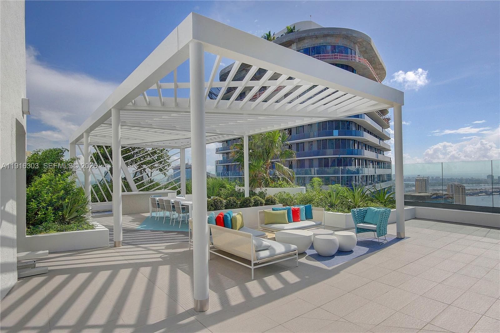 55 SW 9th St # 2610, Miami FL 33130 — 18