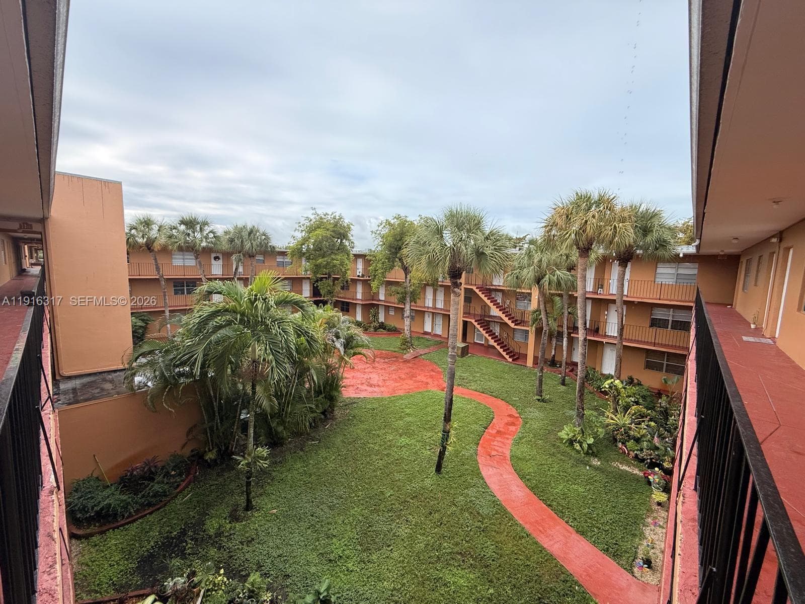 1280 W 54th St # 316b, Hialeah FL 33012 — 1