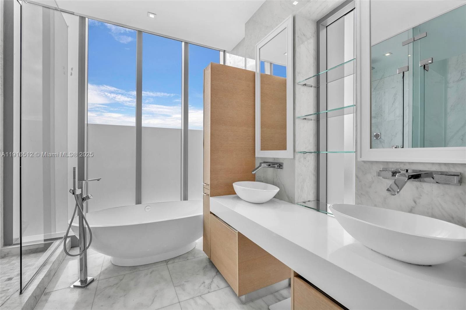 9501 Collins Ave # 1, Surfside FL 33154 — 36