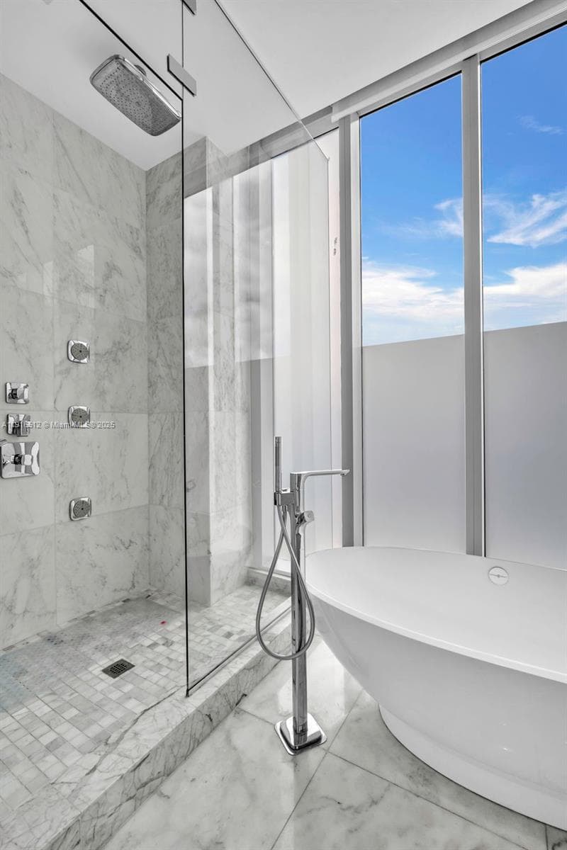 9501 Collins Ave # 1, Surfside FL 33154 — 38