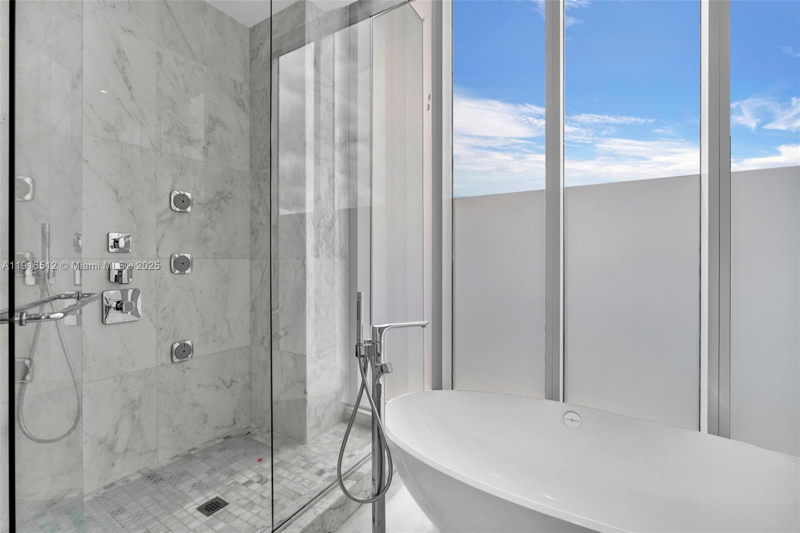 9501 Collins Ave # 1, Surfside FL 33154 — 37